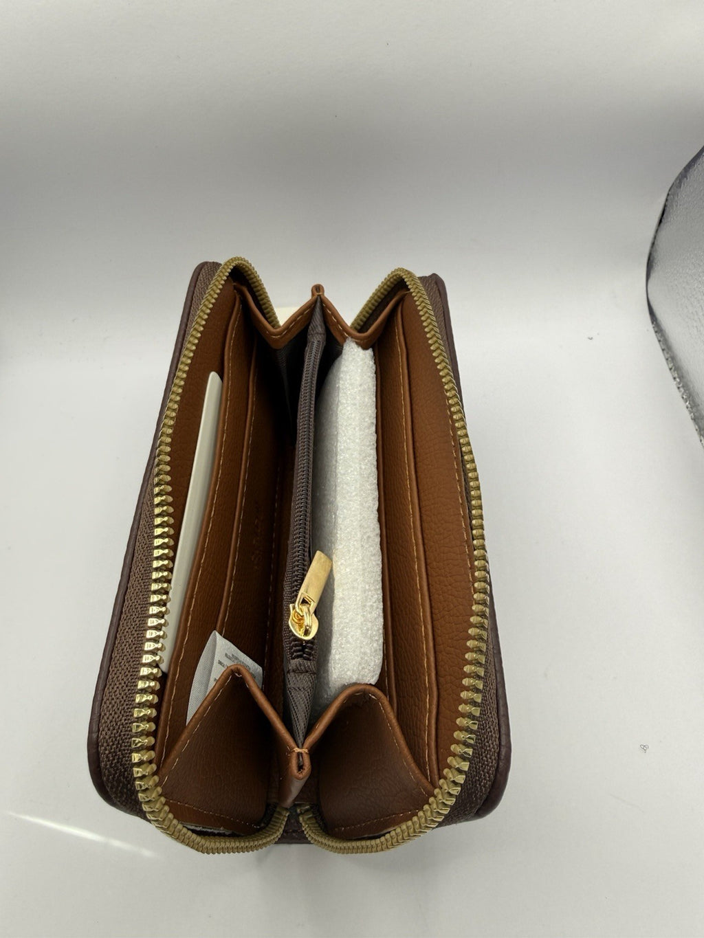 JAMIE Brown Faux Leather Women’s Zip-Around Wallet “THE TOTE BAG”4