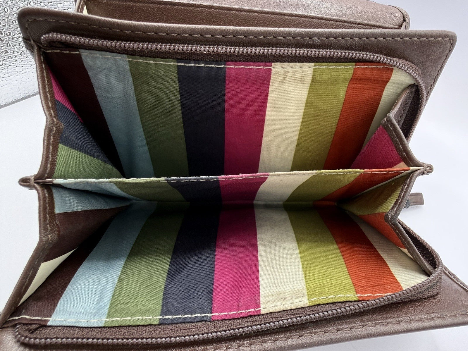 Coach Signature Canvas & Leather Women’s Wallet, Zip Snap, Credit Card Brown4