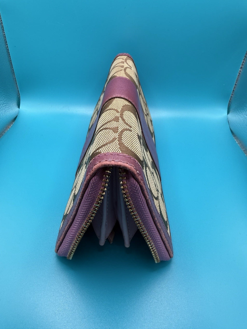 Coach Signature StripeAccordion Zip Wallet in Khaki/ Magenta4