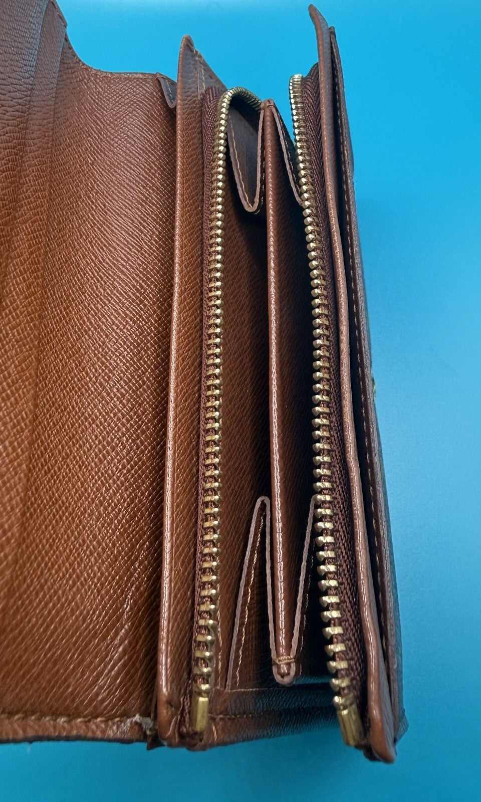 Louis Vuitton Monogram Women's Wallet7