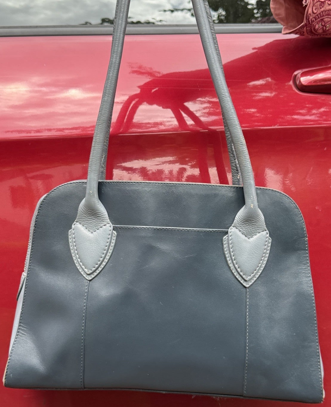 Radley Grey Pebbled Leather Medium Shoulder Bag Zip Top Scottie Dog Charm1