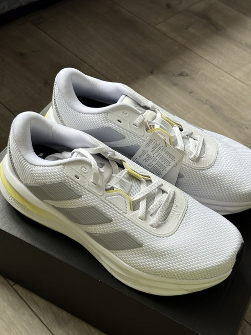 Adidas Galaxy 7 Women's Running Shoes UK Size 8 Brand New White0