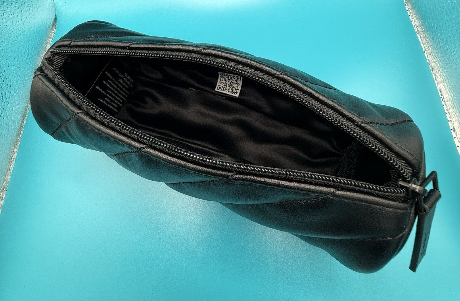 Yves Saint Laurent Beaute Premium Black Quilted Leather Zip Beauty Bag5