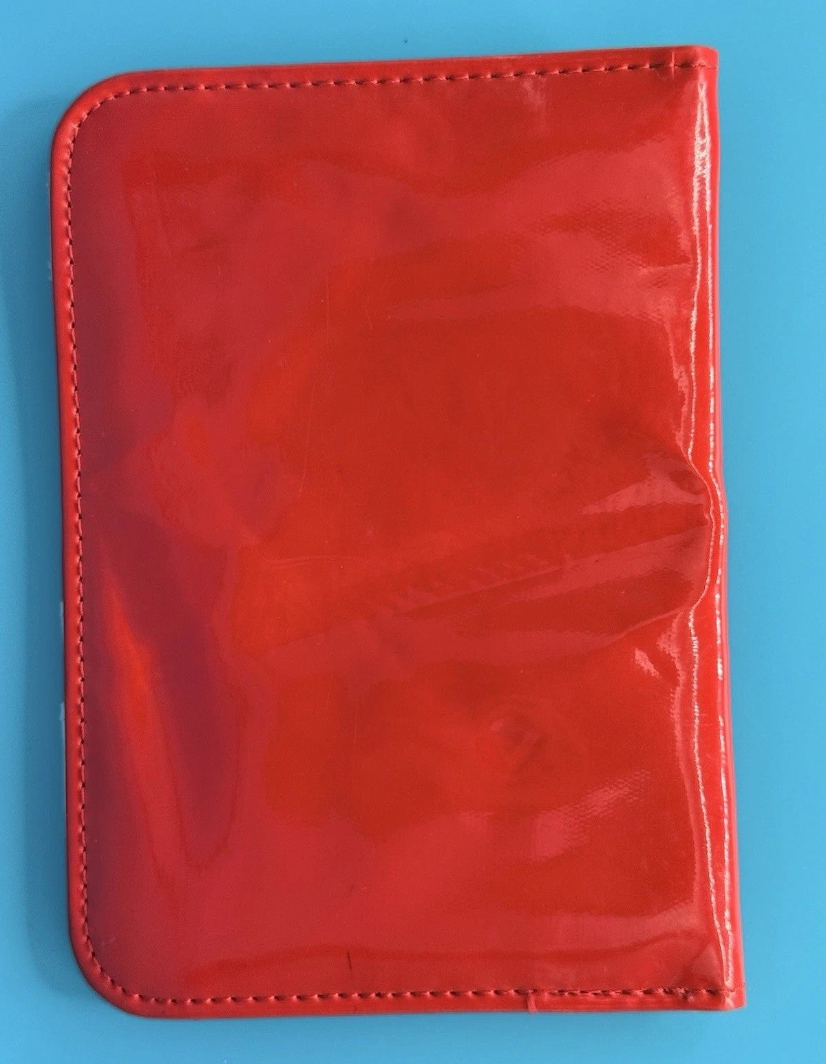 Coach Heritage Glossy Patent Leather Passport Cover in Red1