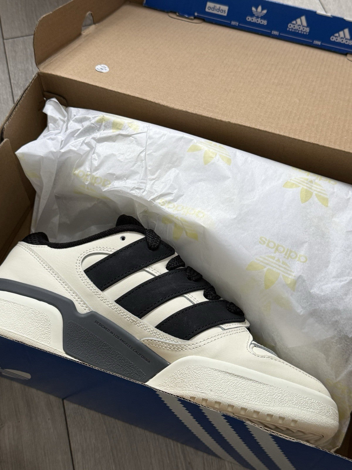 Adidas Forum2000 Off White Black JQ5241 Men's Trainers Size UK 8, Size 8.5 US2