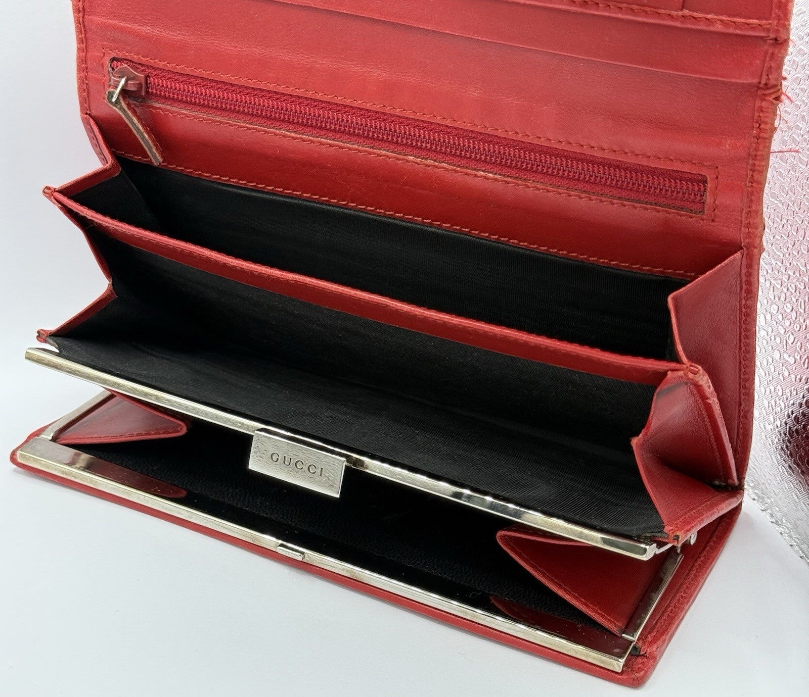 Gucci Red GG Canvas & Leather Women’s Wallet with Zip Coin Pocket, Credit Card7