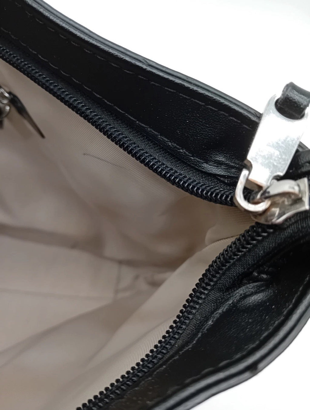 RADLEY HANDBAG Brown & Black Repeated dog design with Charm11