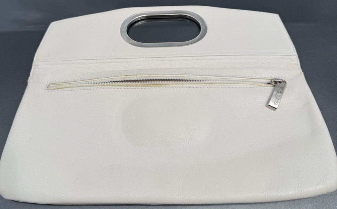 Zeus Cream Leather Oval Hardware Clutch1
