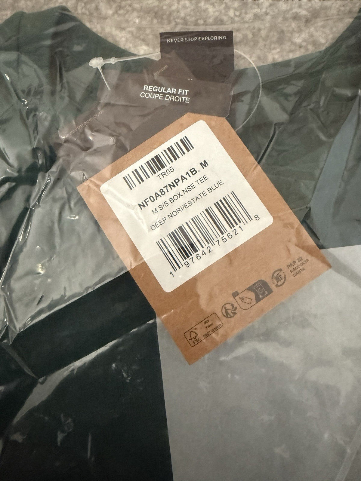 The North Face NSE Men's Short Sleeve T-Shirt Size Medium2