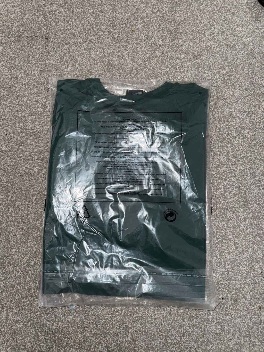 The North Face NSE Men's Short Sleeve T-Shirt Size Medium1