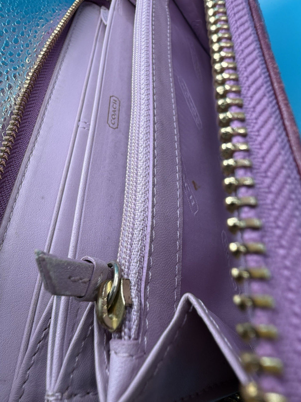 Coach Signature StripeAccordion Zip Wallet in Khaki/ Magenta6