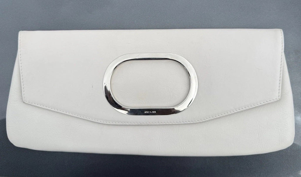Zeus Cream Leather Oval Hardware Clutch0