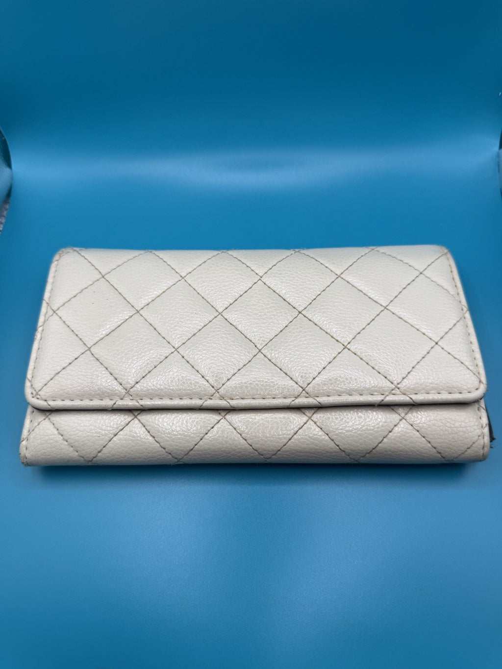 La Bagagerie Quilted Continental Wallet Clutch in Off-White Leather0