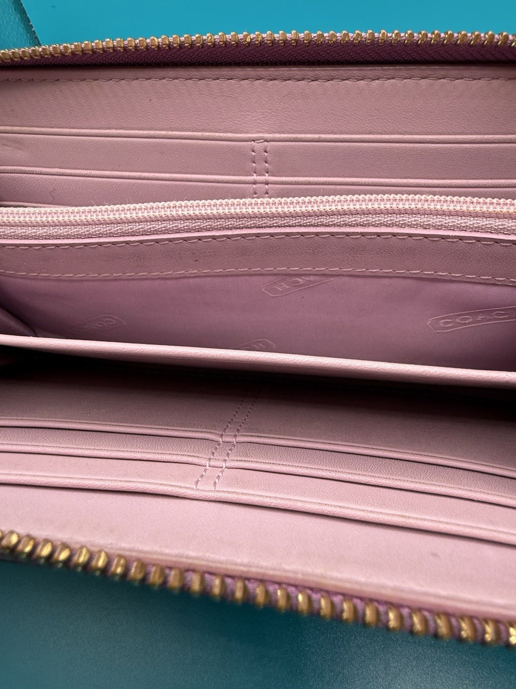 Coach Signature StripeAccordion Zip Wallet in Khaki/ Magenta7