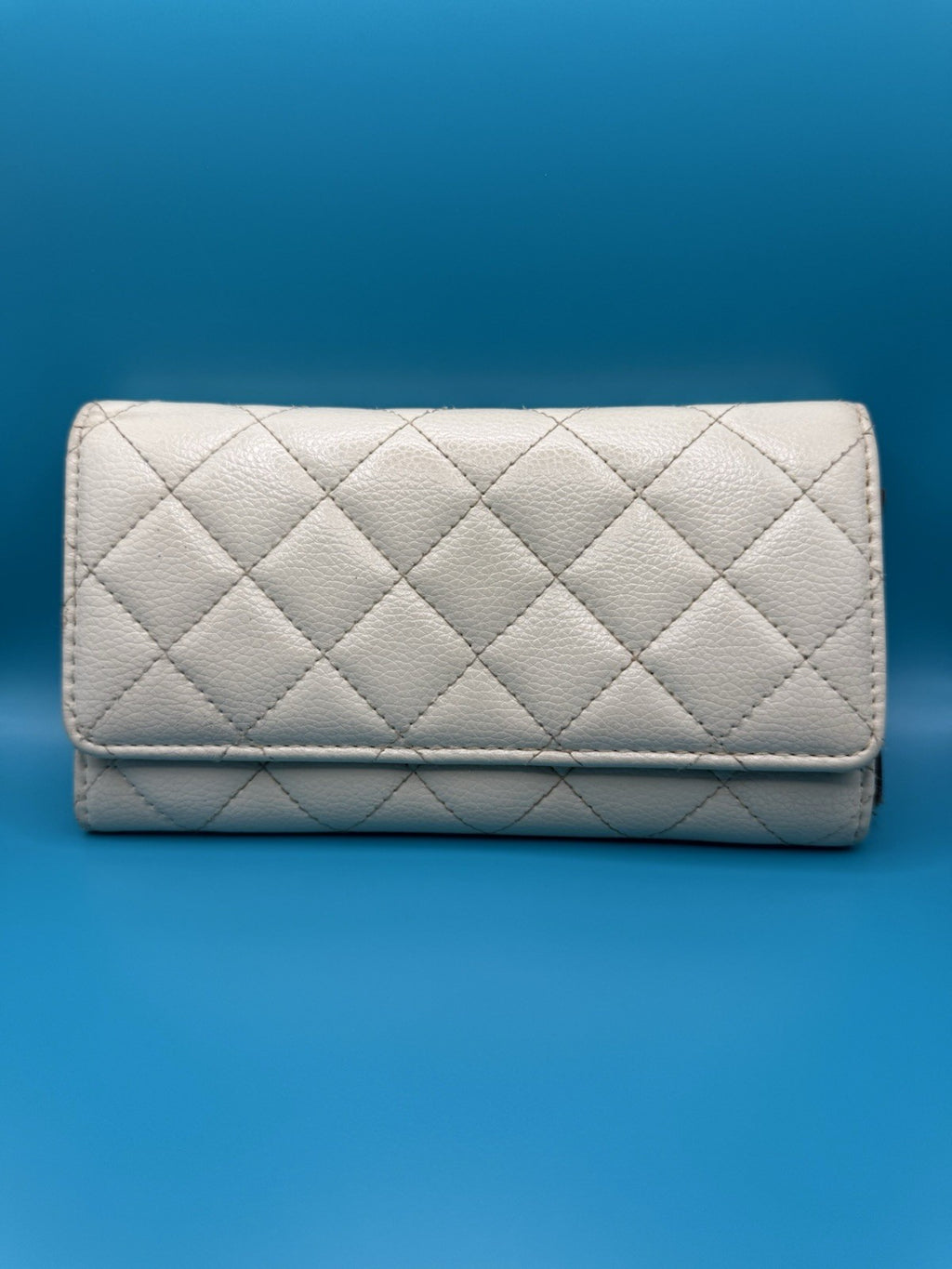 La Bagagerie Quilted Continental Wallet Clutch in Off-White Leather1