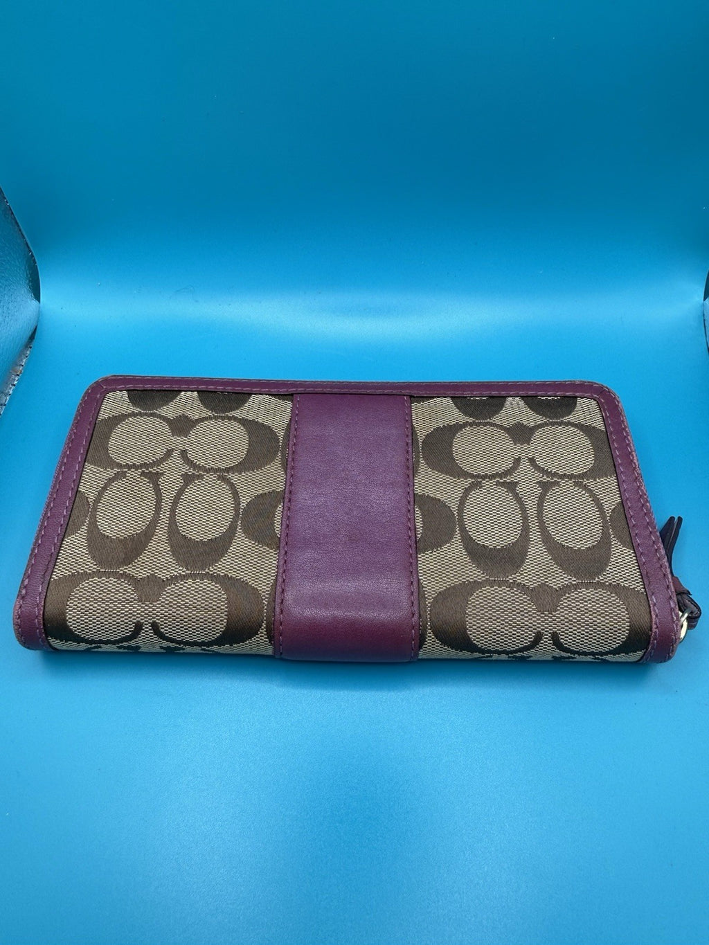 Coach Signature StripeAccordion Zip Wallet in Khaki/ Magenta2