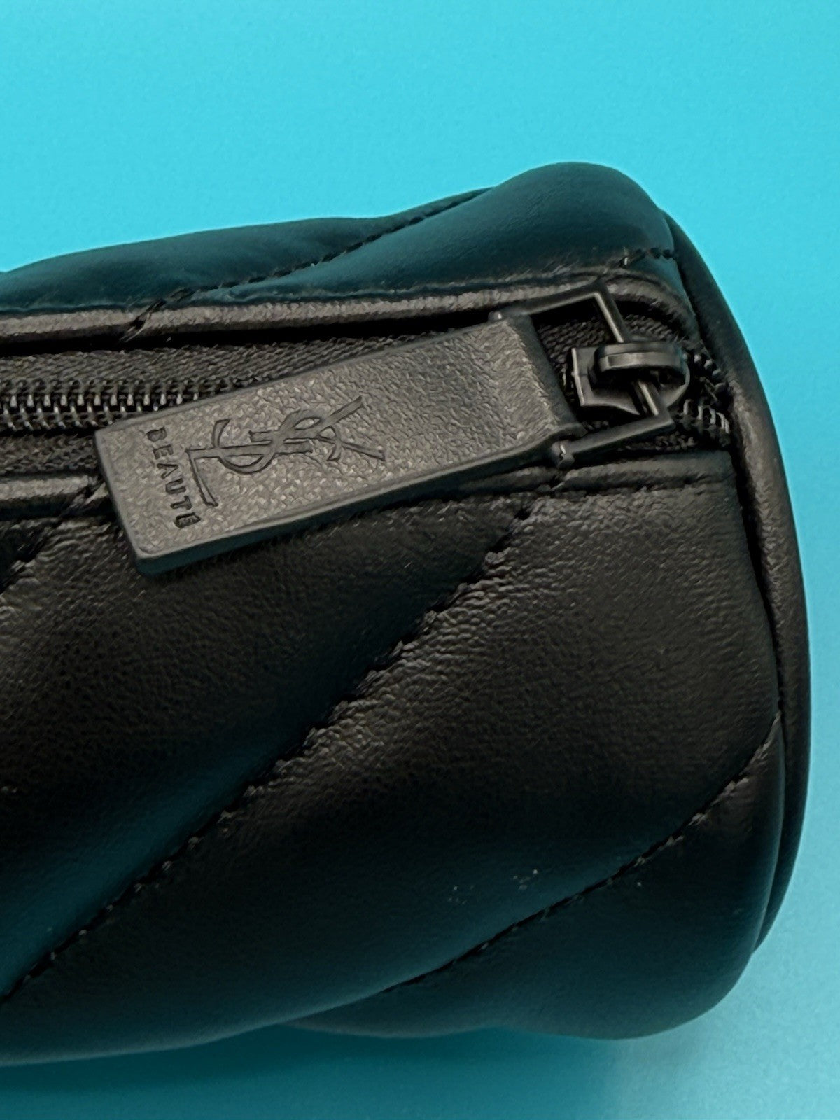 Yves Saint Laurent Beaute Premium Black Quilted Leather Zip Beauty Bag3
