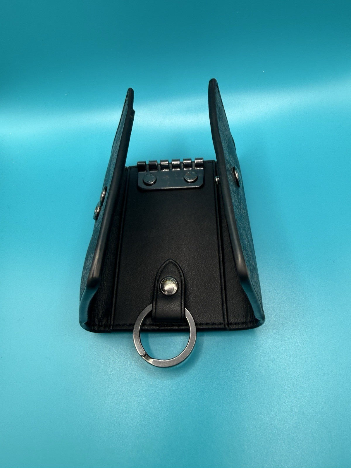 Coach Signature Canvas Key Ring Case/ Flap Key Case in Charcoal/ Black2