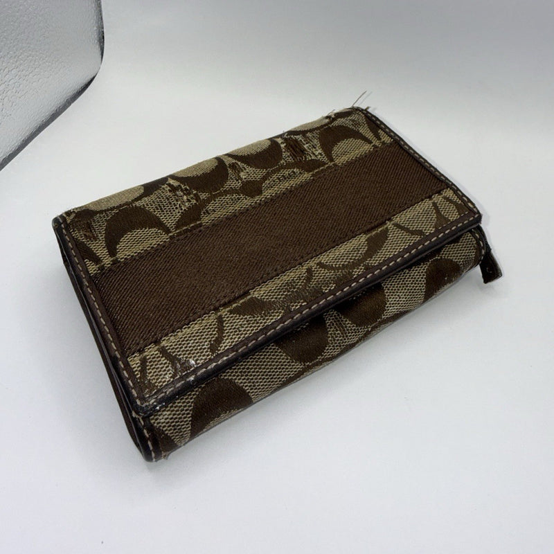 Coach Signature Canvas & Leather Women’s Wallet, Zip Snap, Credit Card Brown0